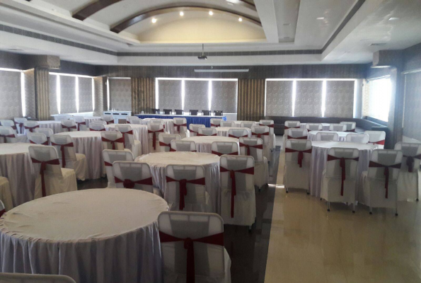 Skyzz Restaurant 3