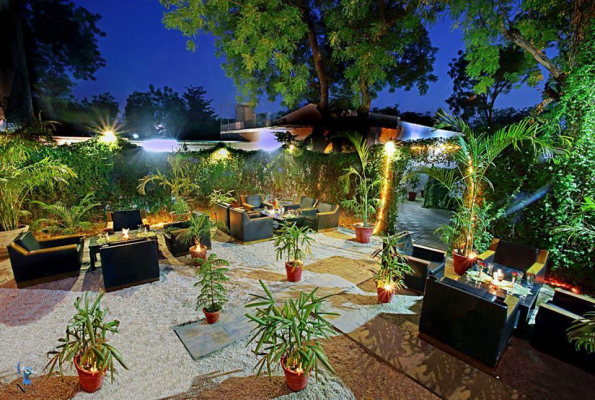 Winds Restaurant 1