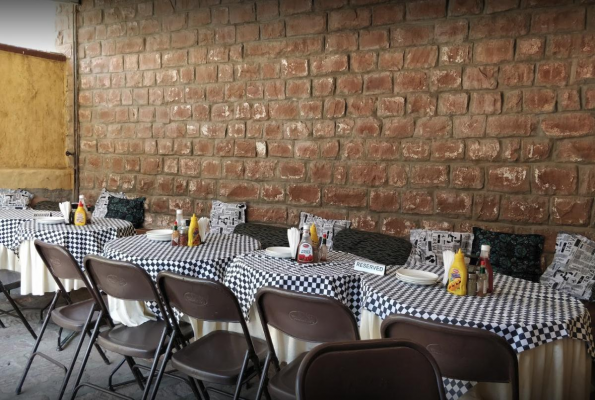 Sparrows Pizzeria 4