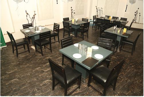 New Aroras Restaurant 4