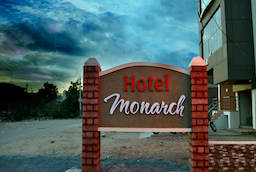 Hotel Monarch