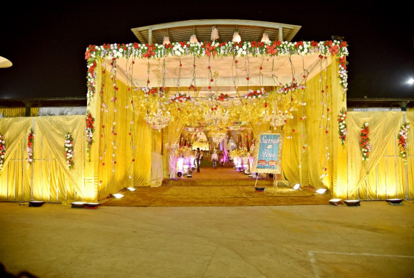 Balrampur Gardens 2