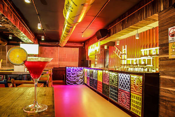 Rude Lounge
