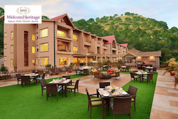 WelcomHeritage Bal Samand Lake Palace