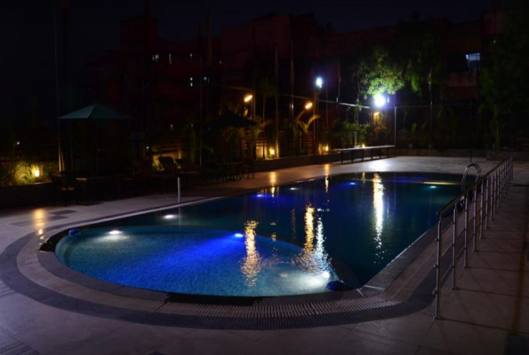 Cambay Grand Hotel 5