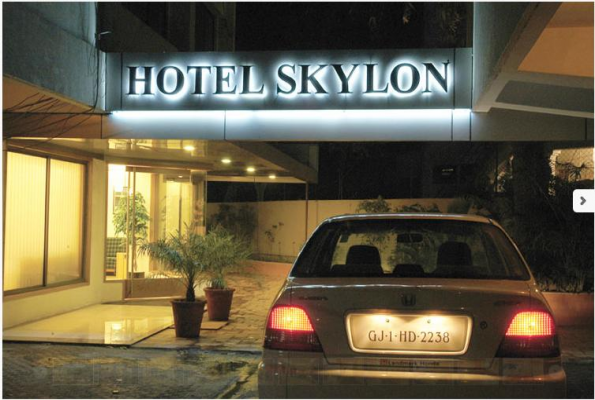 Hotel Skylon 3