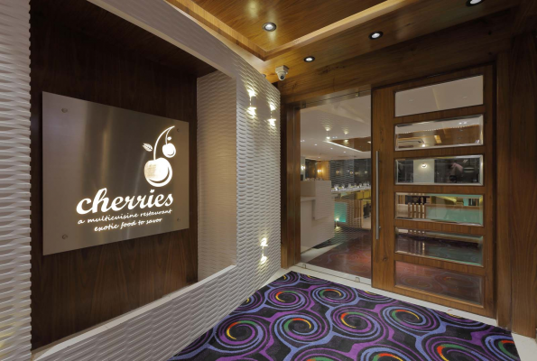Hotel Silver Heights
