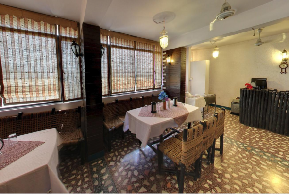 Hotel Amrta 1