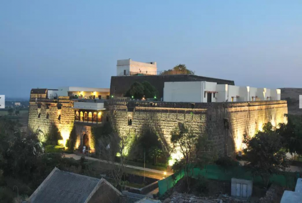 Fort Jadhavgadh 3