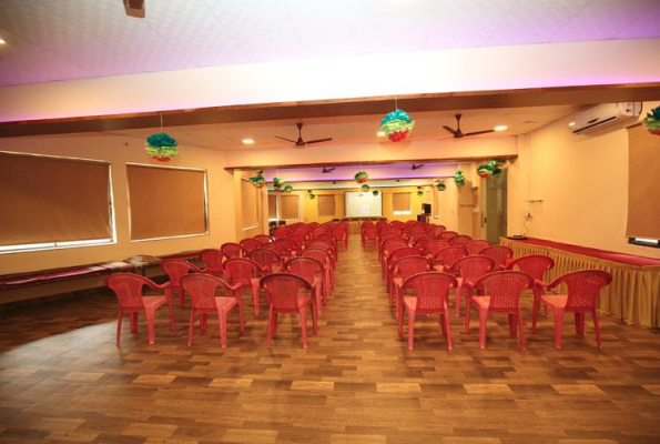 Giriraj Hill Resort 1