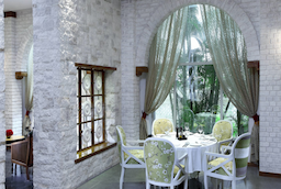 Sheraton Grand Pune Bund Garden Hotel