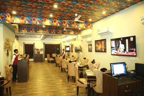 Anandam Clarks Inn & Suites 5