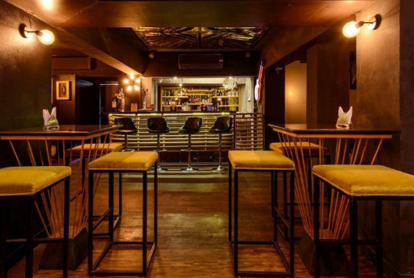 Pharaoh Lounge 2