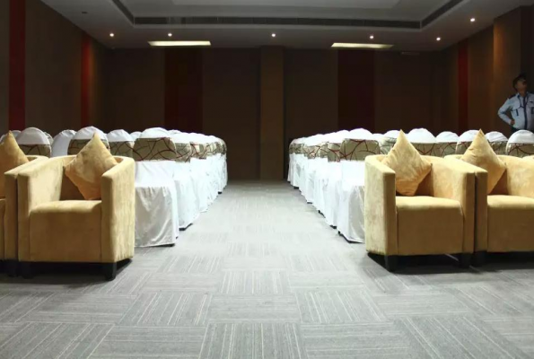 Nidhivan Sarovar Portico 3