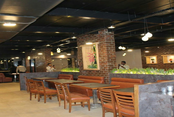 27 Yard Restaurant