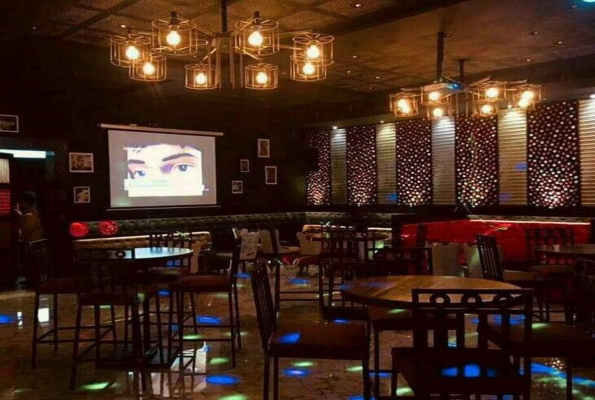 Roar Banquet And Bar 1