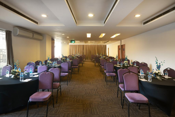 Caspia Hotel 4