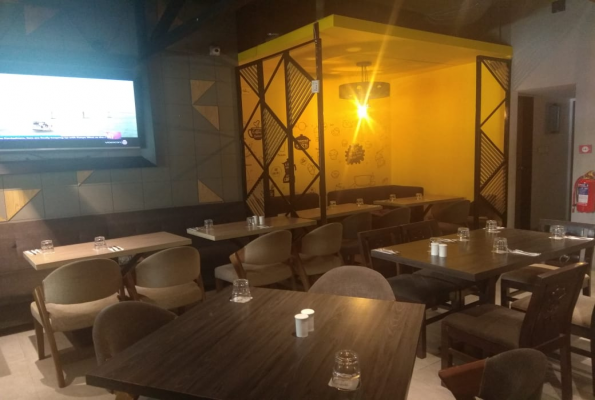 Aromas Cafe N Bistro 4