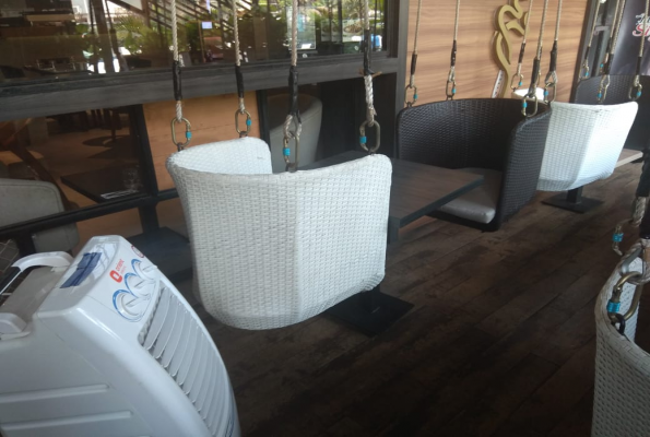 Aromas Cafe N Bistro