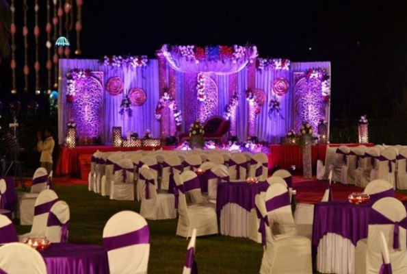 Silver Palms Lawns