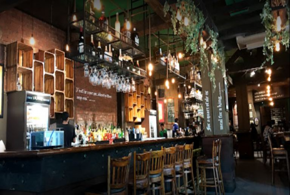 The Irish House 4