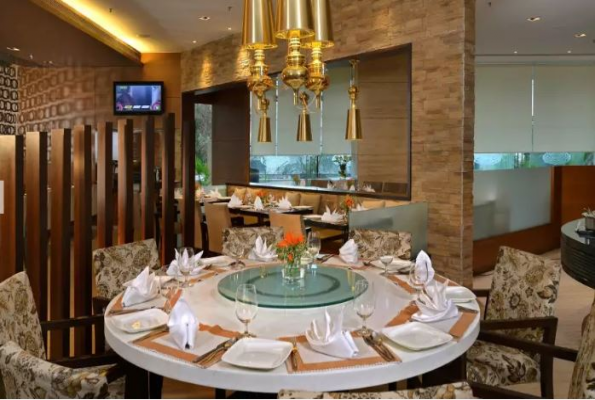 Majestic Court Sarovar Portico 3
