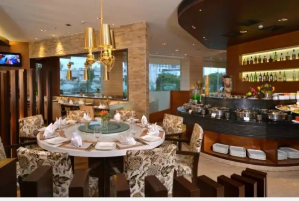 Majestic Court Sarovar Portico 4