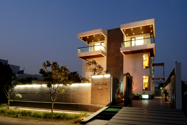 Hotel White Lotus 1