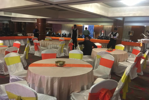 Peninsula Grand Hotel 1