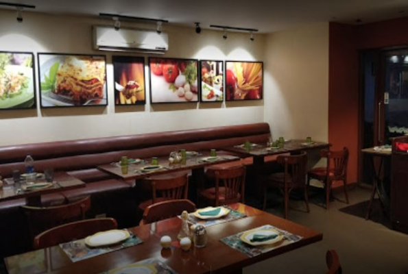 Tuscana Pizzeria At Wallace Garden 1