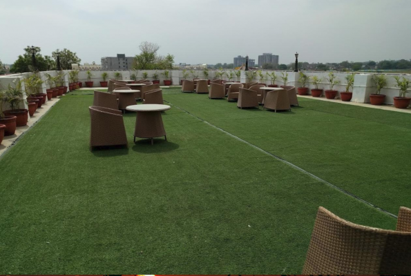 Nidhivan Sarovar Portico