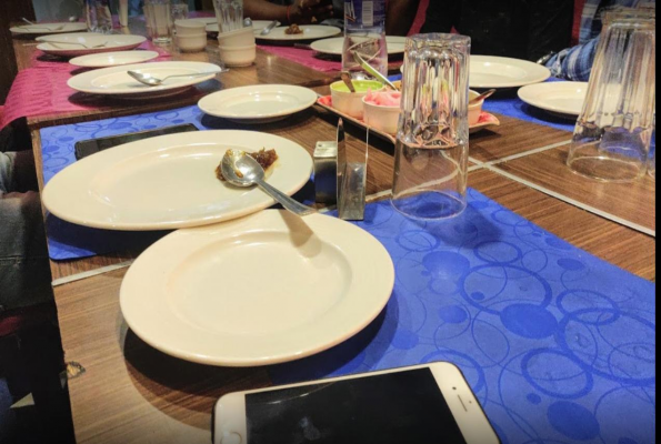 The Posh Pouf Restaurant And Banquet 4