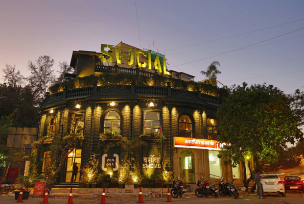 Versova Social