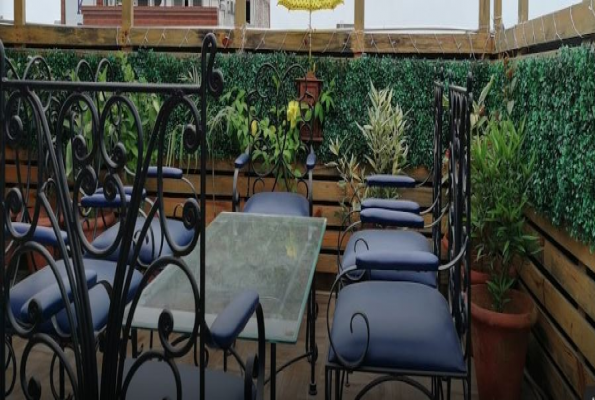 The Penthouse Cafe 3