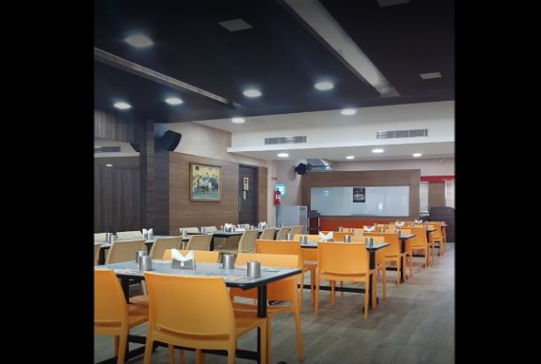 Komalas Restaurant 4