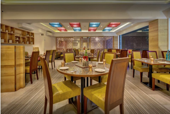 Santrupti Vegeterian Restaurant 3