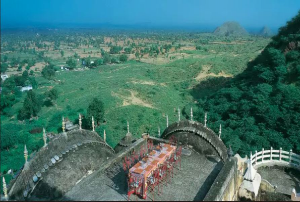 Neemrana Fort Palace 1