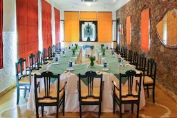 Neemrana Fort Palace