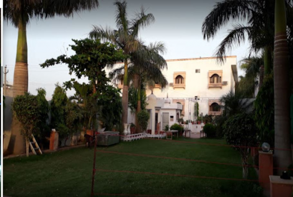 Hotel Ananta Palace 1