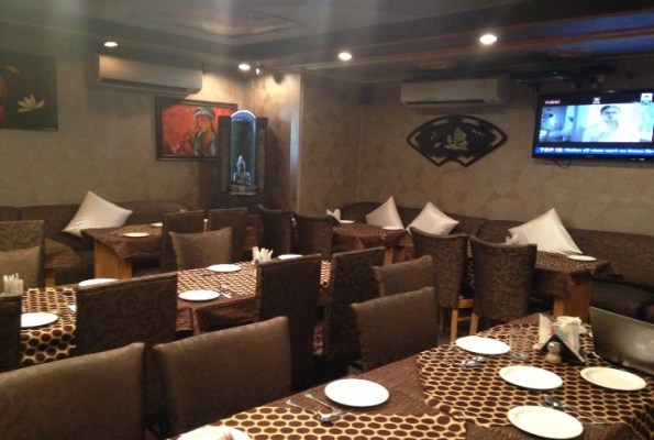 Aroma Restaurant & Bar 3
