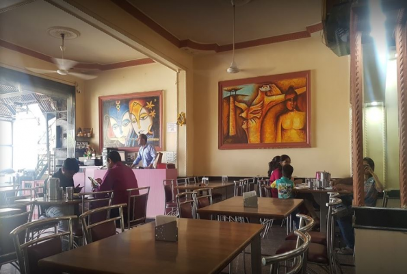Reddys Restaurant 5