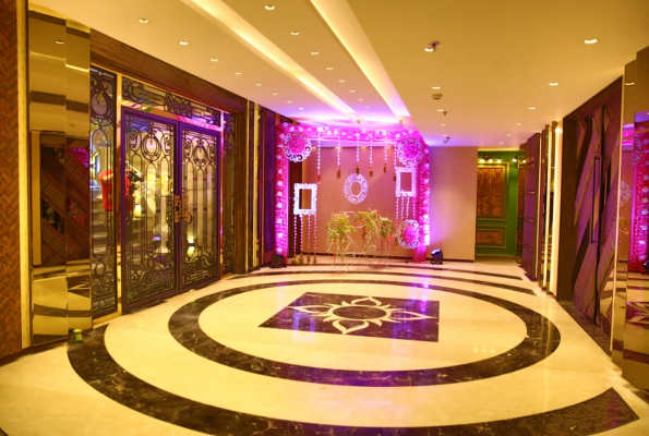 Hotel Crossroad 3