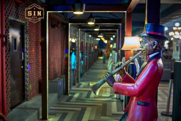 Sin City Rooftop Resto And Lounge 4