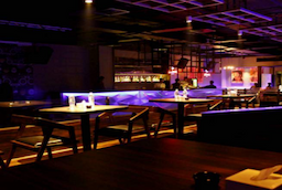 Hub Lounge Cafe Rooftop