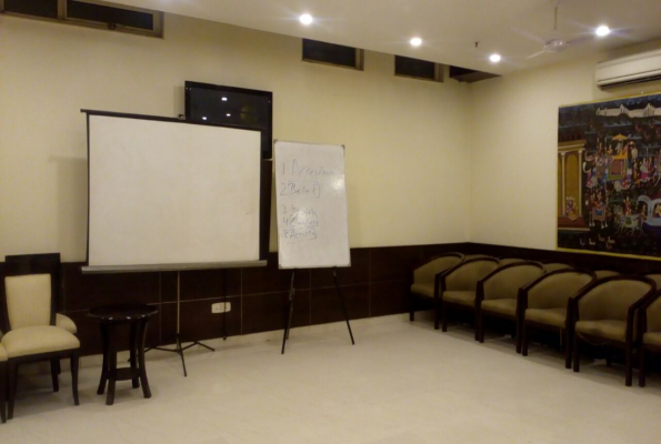 Hotel Meridian Plaza 4