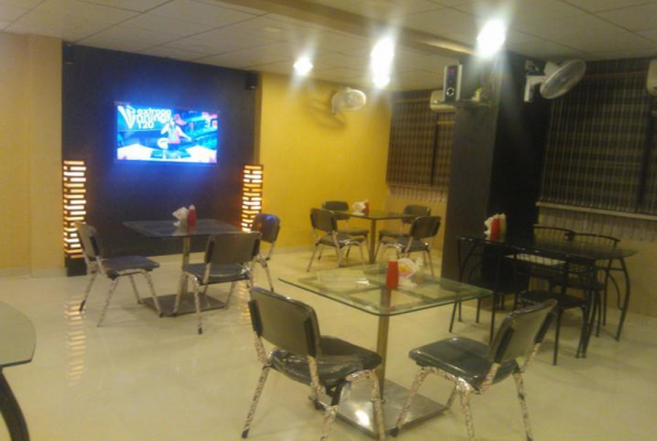 Roti N Fast Food Family Restaurant 3