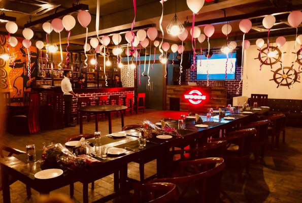 Woods Grill Lounge & Cafe 5