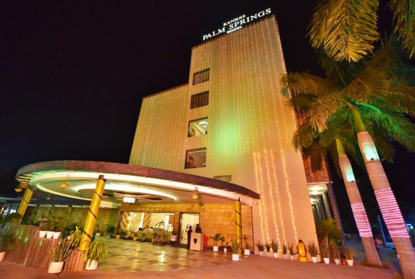 Hotel Kanhas Palm Springs 5