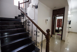 White Square Nirvana