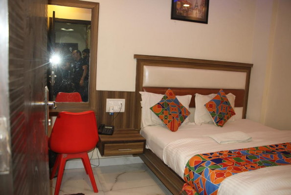 Hotel Diplomat Inn